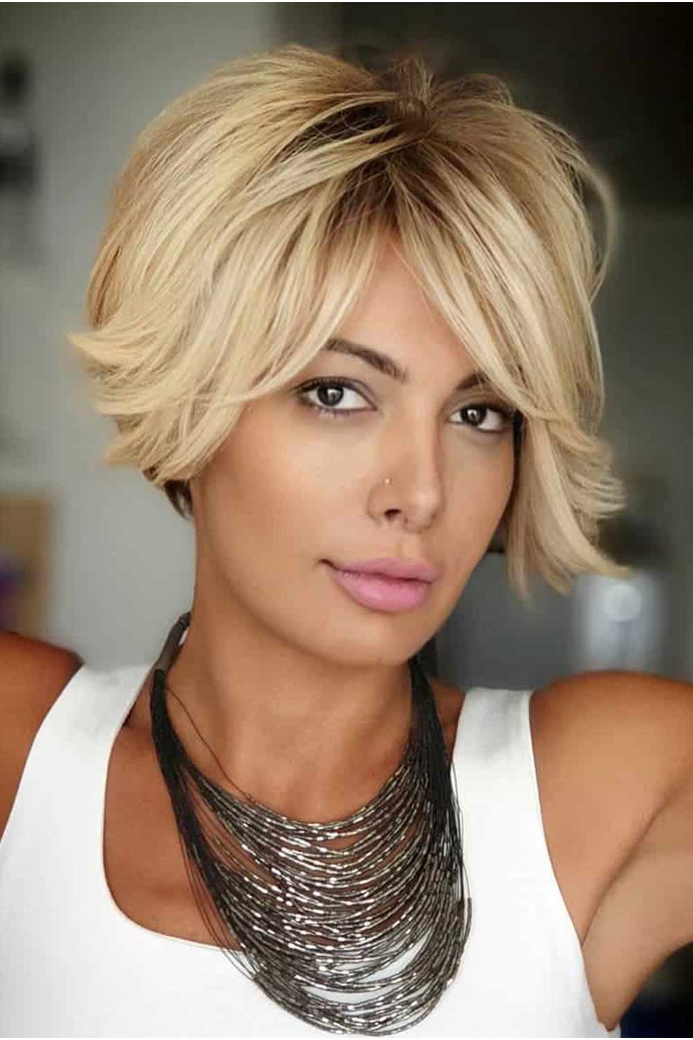 20 Best Layered Haircuts and Styles for Every Face Shape